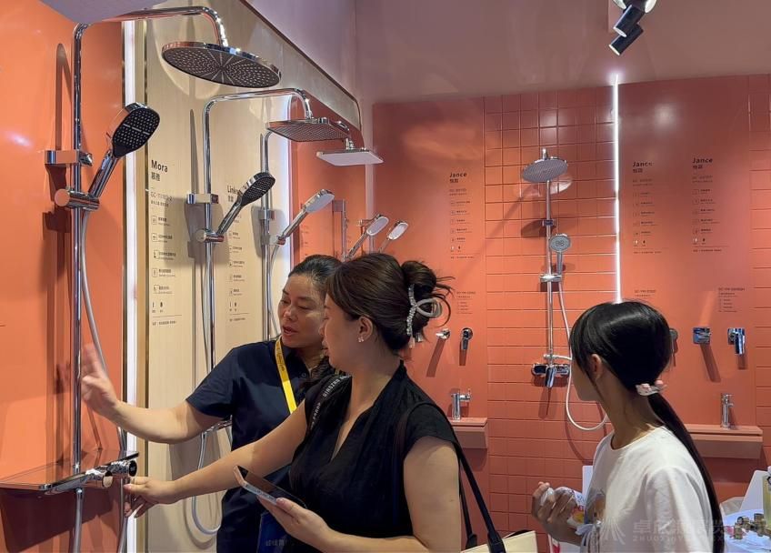 三大展台齐亮相—卓欣源赋能成都酒店展品牌空间(6)